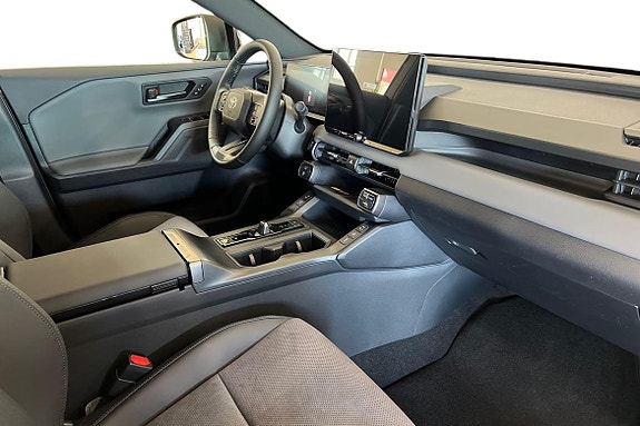 Toyota RAV4 7 of 20