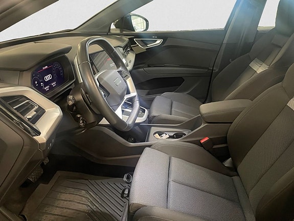 Audi Q4 e-tron 5 of 5