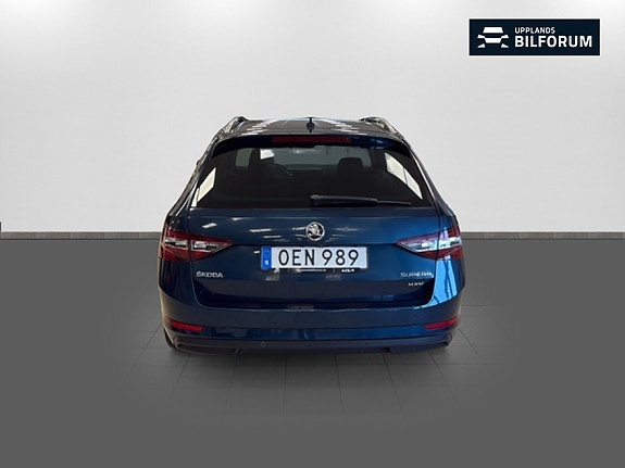 Skoda Superb 5 of 5