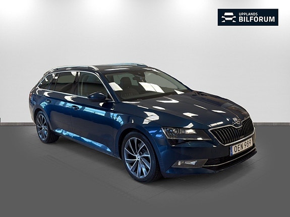 Skoda Superb 3 of 5