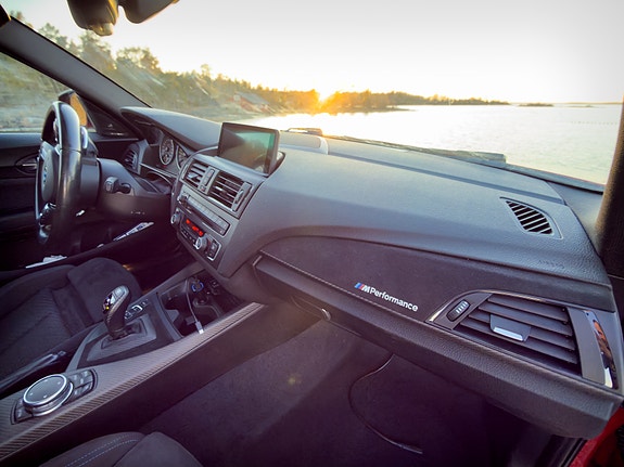 BMW M235i 4 of 8