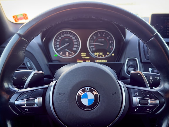 BMW M235i 7 of 8