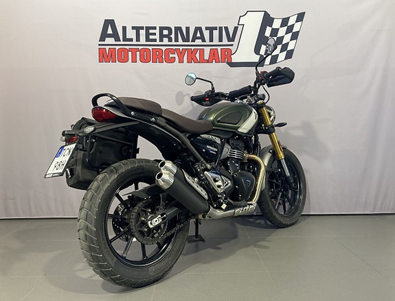 Triumph SCRAMBLER 400X 2 of 5