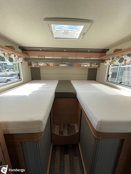 Knaus Sky 740 / LÅNGBÄDDAR / KAMKEDJA / TAKSÄNG / 2 Års GARANTI 17 of 21