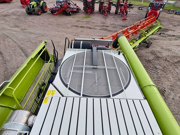 CLAAS Lexion 760 TerraTrac 14 of 24