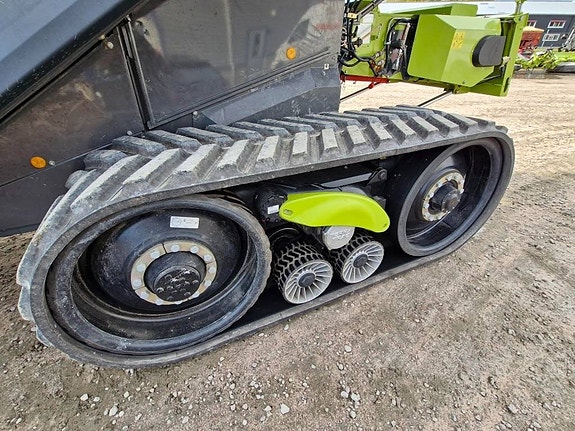 CLAAS Lexion 760 TerraTrac 22 of 24