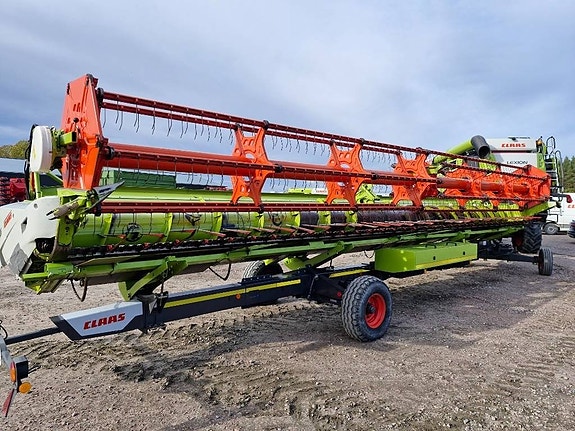 CLAAS Lexion 760 TerraTrac 5 of 5
