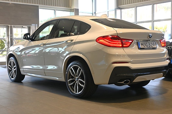 BMW X4 3 of 22