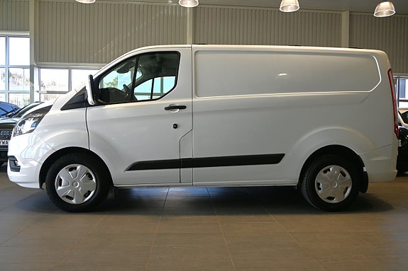 Ford Transit Custom 2 of 5
