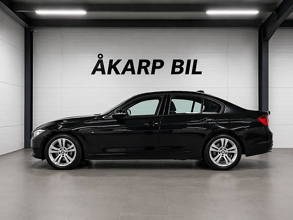 BMW 320d 2 of 5
