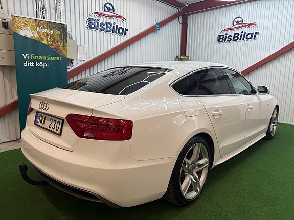 Audi A5 8 of 18