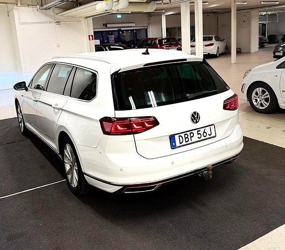 Volkswagen Passat 5 of 5