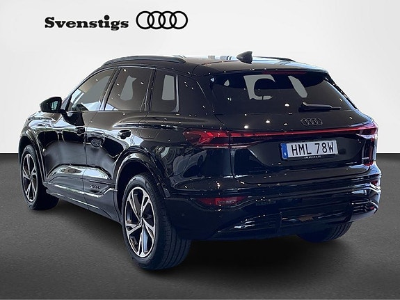 Audi Q6 e-tron 5 of 5
