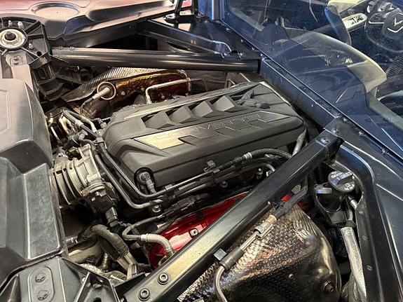 Chevrolet Corvette 24 of 24