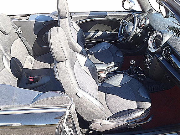 MINI Cooper SD 8 of 14