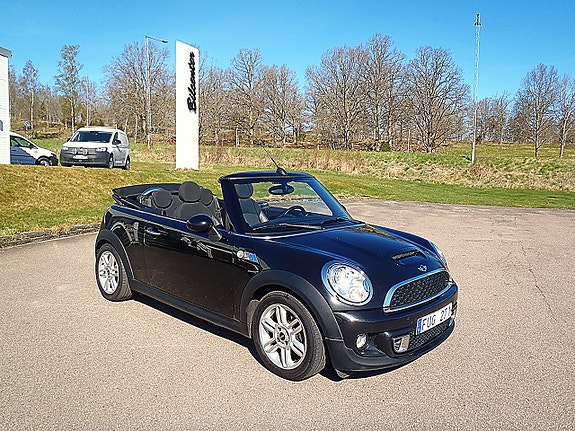 MINI Cooper SD 2 of 5