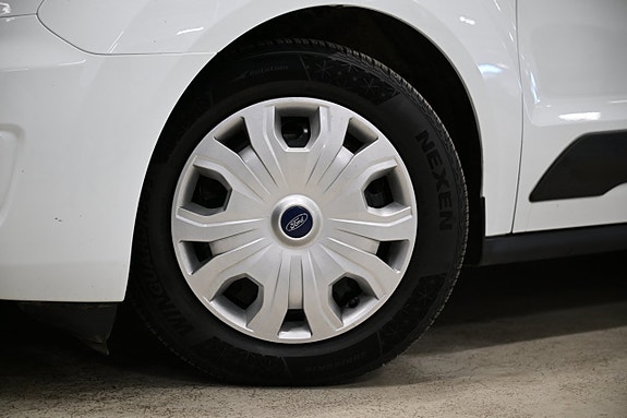 Ford Transit Connect 12 of 29