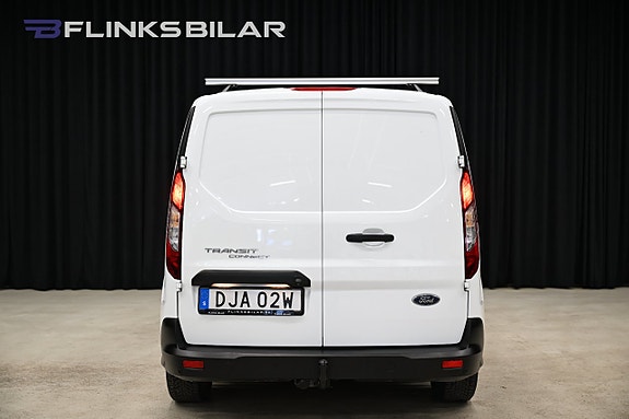 Ford Transit Connect 11 of 29