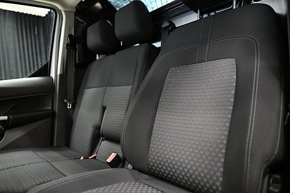 Ford Transit Connect 19 of 29