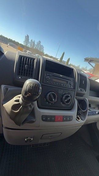Peugeot Boxer 10 of 12