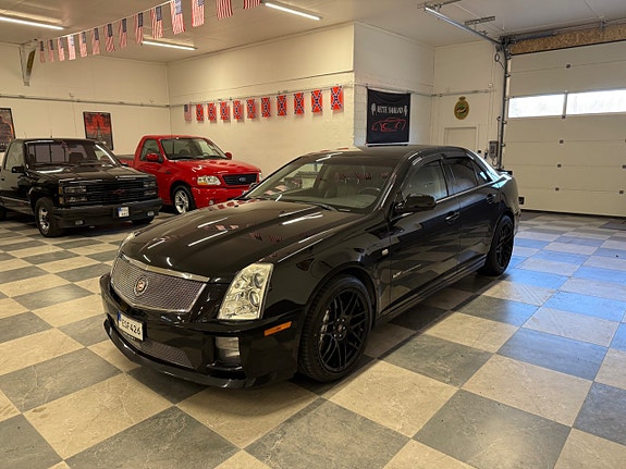 Cadillac STS-V 5 of 5