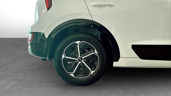 Kia Niro 9 of 12