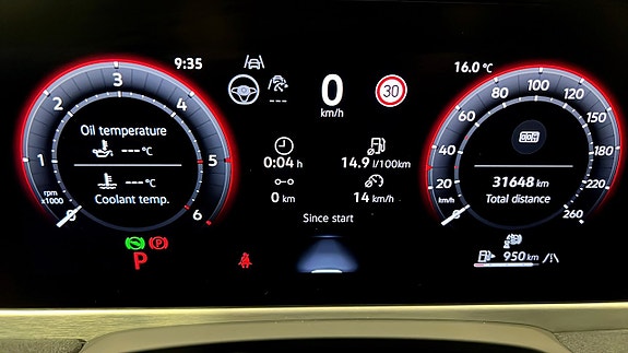Volkswagen Passat 21 of 24
