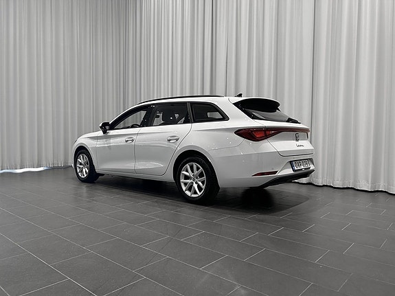Seat Leon 3 of 5