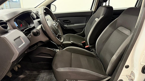 Dacia Duster 12 of 14