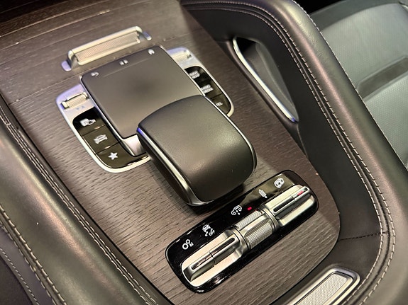 Mercedes-Benz GLE63 15 of 19