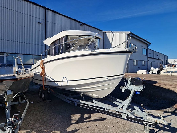 Fabriksny Quicksilver 805Pilothouse-23 Mercury 250 SeaPro-19 6 of 12