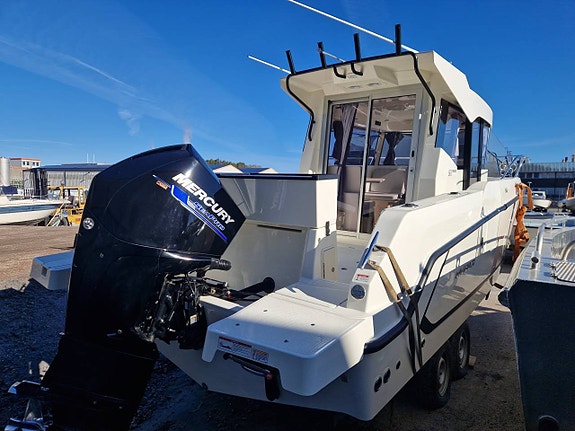 Fabriksny Quicksilver 805Pilothouse-23 Mercury 250 SeaPro-19 3 of 5