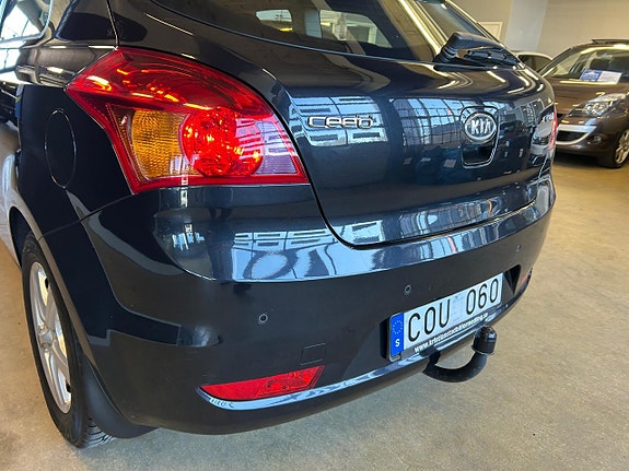 Kia ProCeed 7 of 17
