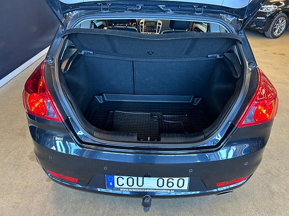 Kia ProCeed 6 of 17