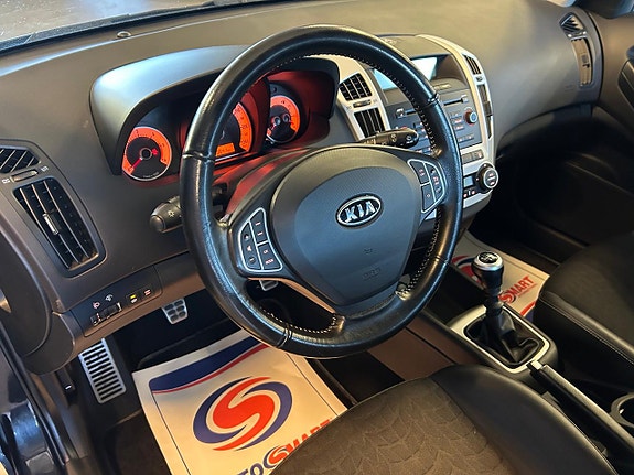 Kia ProCeed 10 of 17