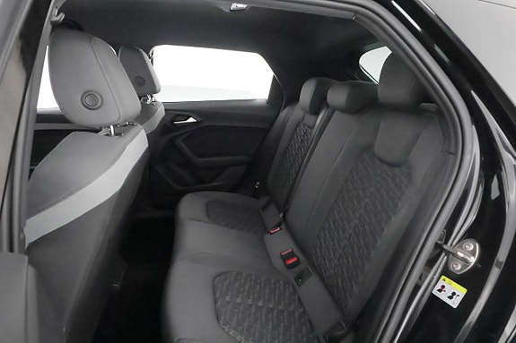 Audi A1 10 of 17