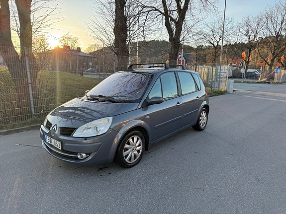 Renault Scenic II 10 of 14