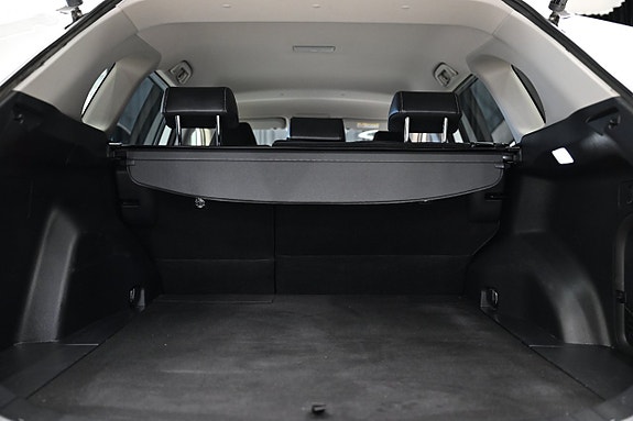 Toyota RAV4 8 of 30