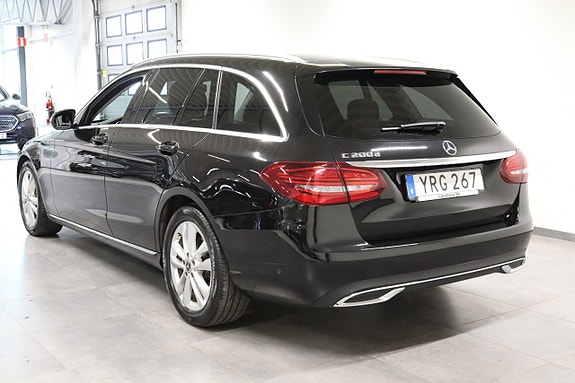 Mercedes-Benz C200 d 4 of 5