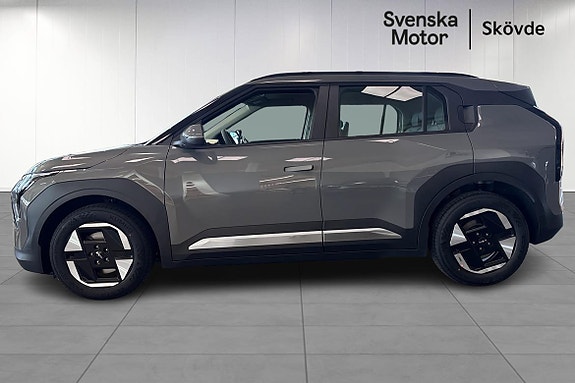 Kia EV3 3 of 5