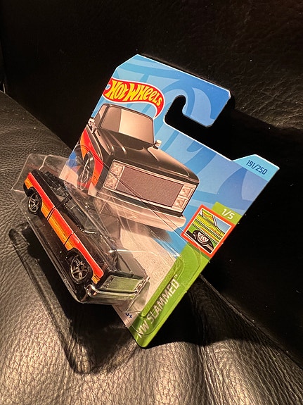 Product image 2 of 6