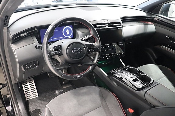Hyundai Tucson 9 of 11