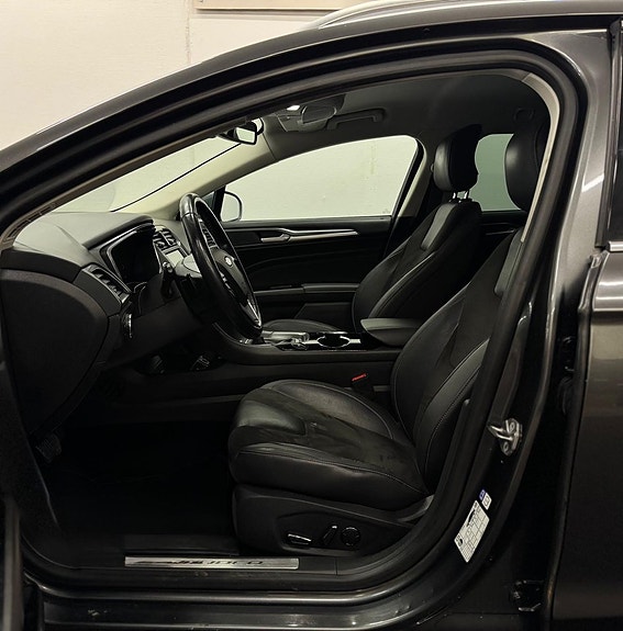 Ford Mondeo 20 of 30