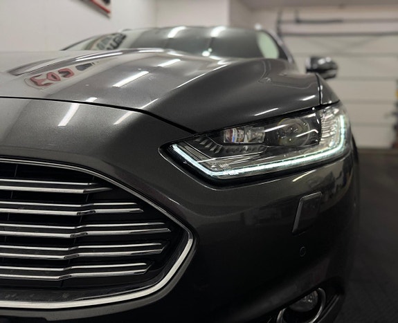 Ford Mondeo 24 of 30