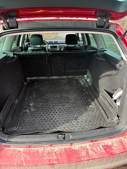Volkswagen Passat 3 of 5
