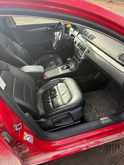 Volkswagen Passat 4 of 5