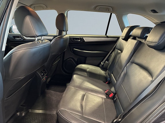 Subaru Outback 11 of 21