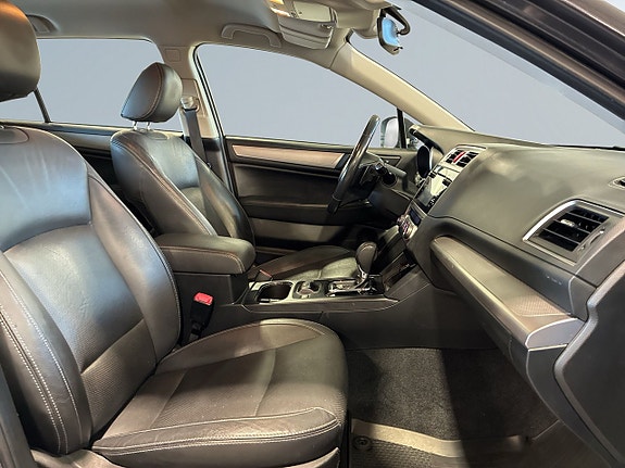 Subaru Outback 9 of 21