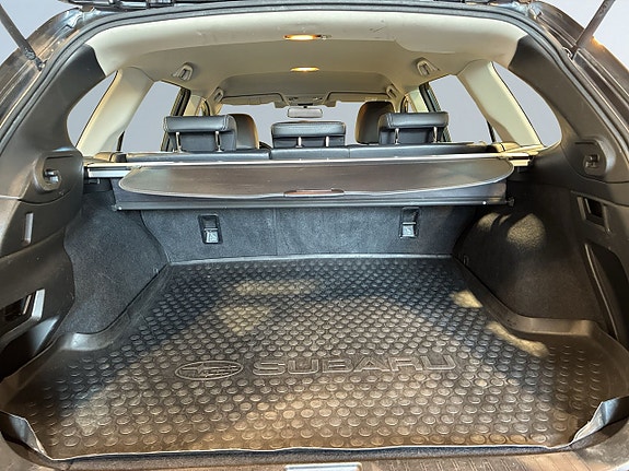 Subaru Outback 12 of 21
