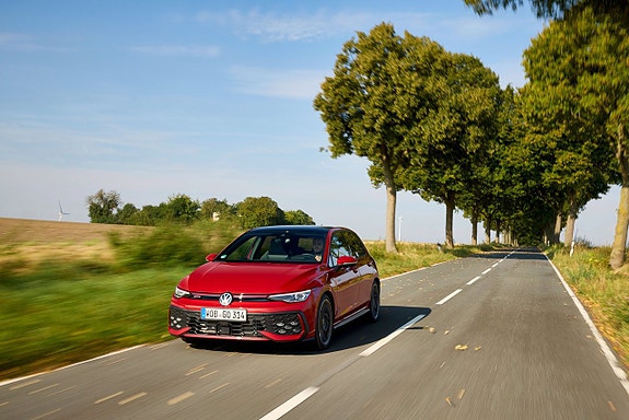 Volkswagen Golf I 2 of 8